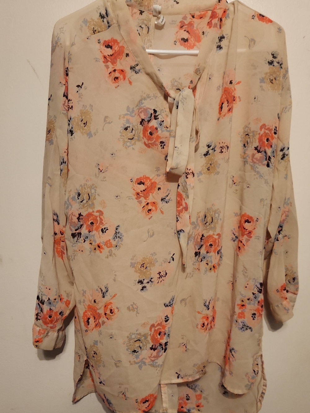 Floral Tie-Neck Blouse - Cream/Peach